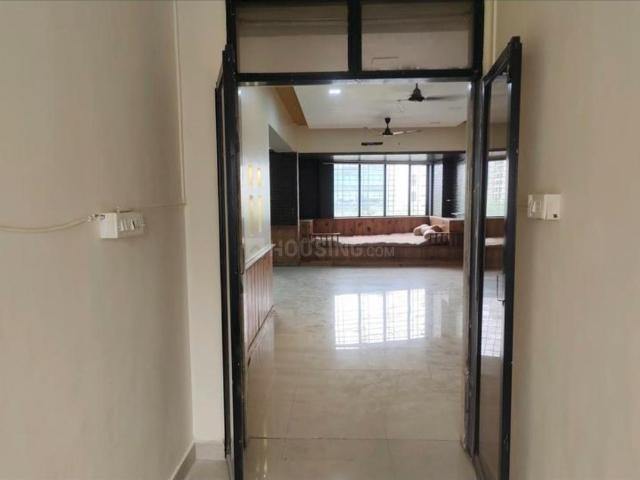 4 BHK Apartment in Andheri West for rent Mumbai. The reference number is 20036777