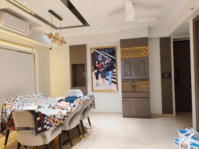 4 BHK Apartment in Andheri East for resale Mumbai. The reference number is 21218691