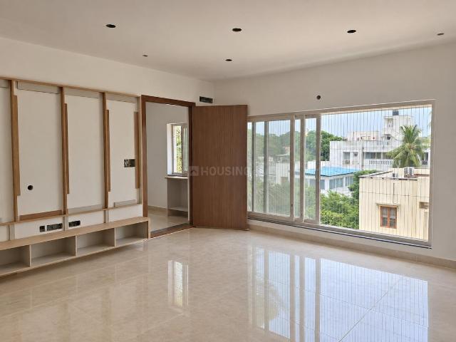 4 BHK Apartment in Adyar for rent Chennai. The reference number is 21205384
