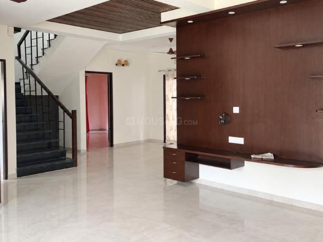 4 BHK Apartment in Adyar for rent Chennai. The reference number is 21388765