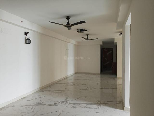 4 BHK Apartment in Adyar for resale Chennai. The reference number is 21125872