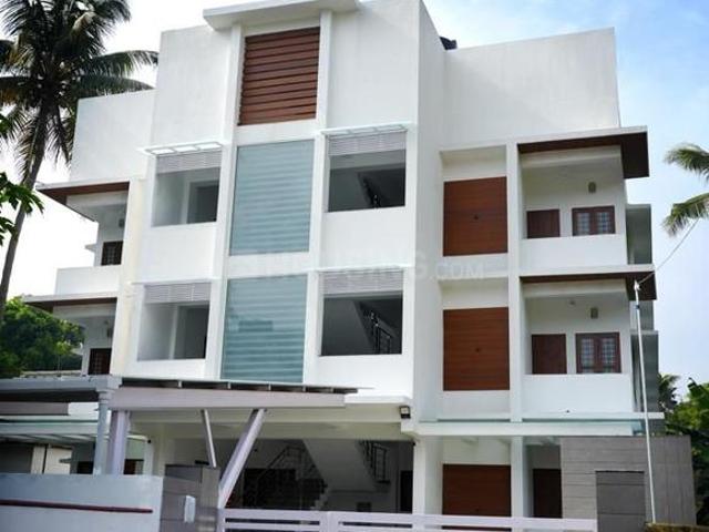 4 BHK Apartment in Aluva for rent Kochi. The reference number is 21366753