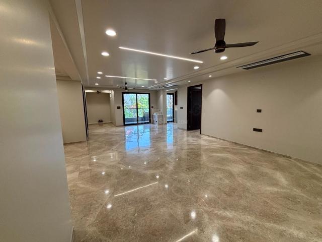 4 BHK Apartment in Ashok Nagar for rent Jaipur. The reference number is 21083787
