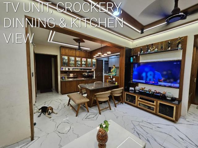 4 BHK Apartment in Bodakdev for rent Ahmedabad. The reference number is 18116750