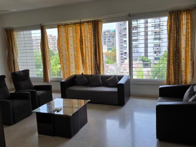 4 BHK Apartment in Bodakdev for rent Ahmedabad. The reference number is 19747792