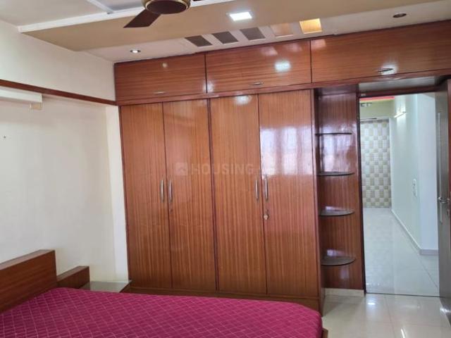 4 BHK Apartment in Bodakdev for rent Ahmedabad. The reference number is 19748005