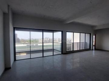 4 BHK Apartment in Bodakdev for rent Ahmedabad. The reference number is 19840665