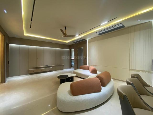 4 BHK Apartment in Bodakdev for rent Ahmedabad. The reference number is 19960369