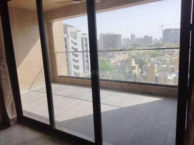4 BHK Apartment in Bodakdev for rent Ahmedabad. The reference number is 20138894