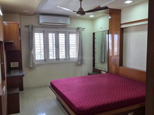4 BHK Apartment in Bodakdev for rent Ahmedabad. The reference number is 20697967