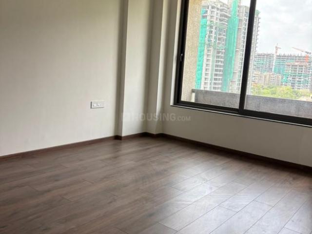 4 BHK Apartment in Bodakdev for rent Ahmedabad. The reference number is 20726770