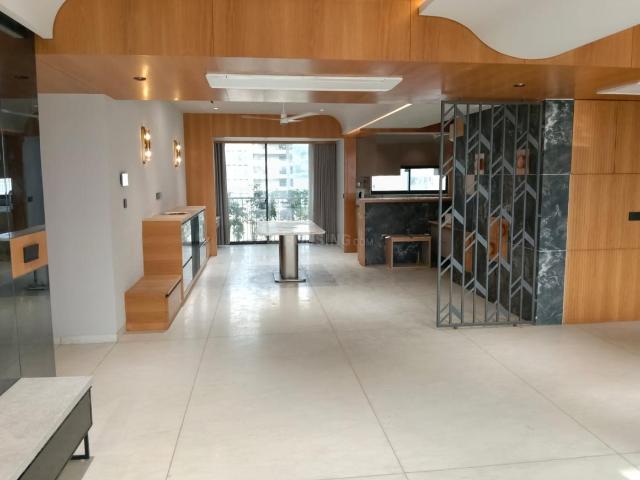 4 BHK Apartment in Bodakdev for rent Ahmedabad. The reference number is 20723912