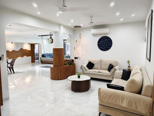 4 BHK Apartment in Bodakdev for rent Ahmedabad. The reference number is 20796983