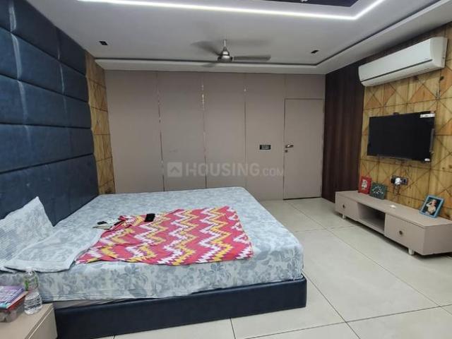 4 BHK Apartment in Bodakdev for rent Ahmedabad. The reference number is 20797166