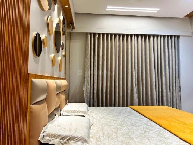 4 BHK Apartment in Bodakdev for rent Ahmedabad. The reference number is 20798226