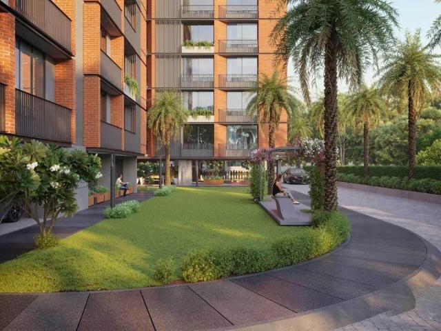 4 BHK Apartment in Bodakdev for resale Ahmedabad. The reference number is 14248895