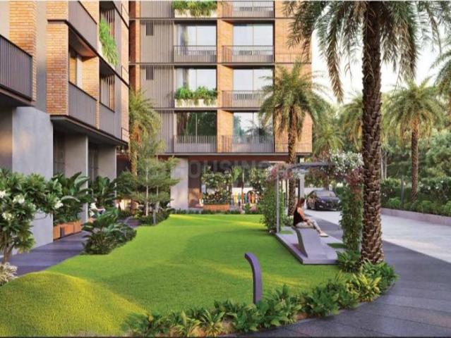 4 BHK Apartment in Bodakdev for resale Ahmedabad. The reference number is 19482732