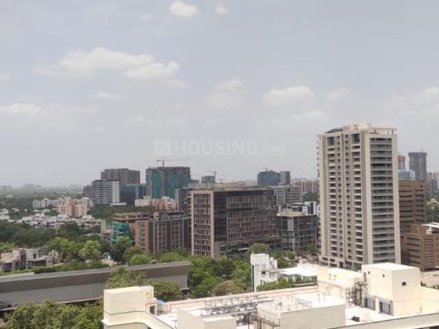 4 BHK Apartment in Bodakdev for resale Ahmedabad. The reference number is 20442832