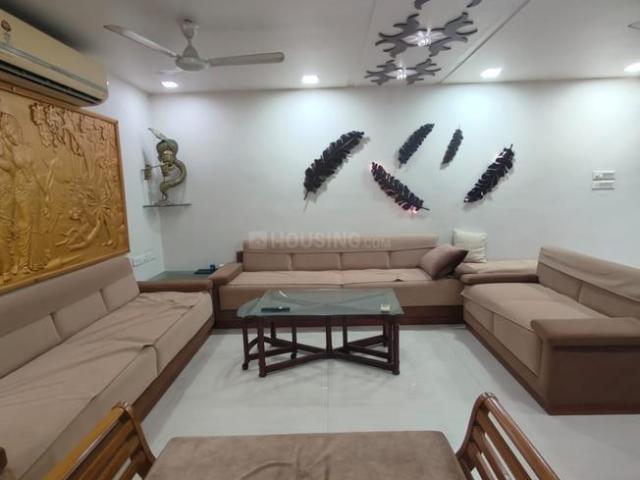 4 BHK Apartment in Bodakdev for resale Ahmedabad. The reference number is 20562893