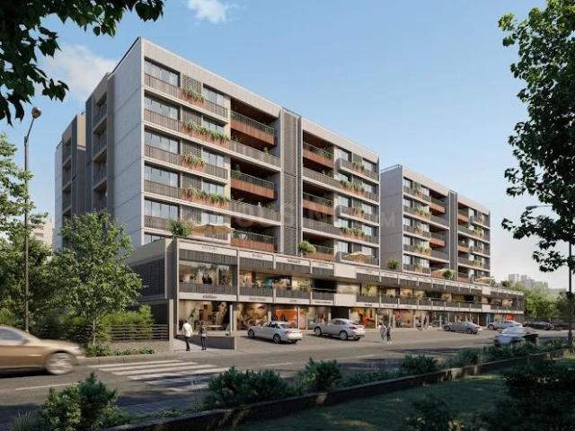 4 BHK Apartment in Bodakdev for resale Ahmedabad. The reference number is 20810974