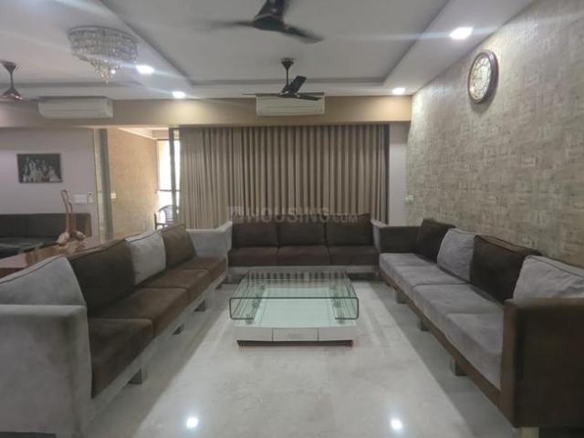4 BHK Apartment in Bodakdev for resale Ahmedabad. The reference number is 20847878