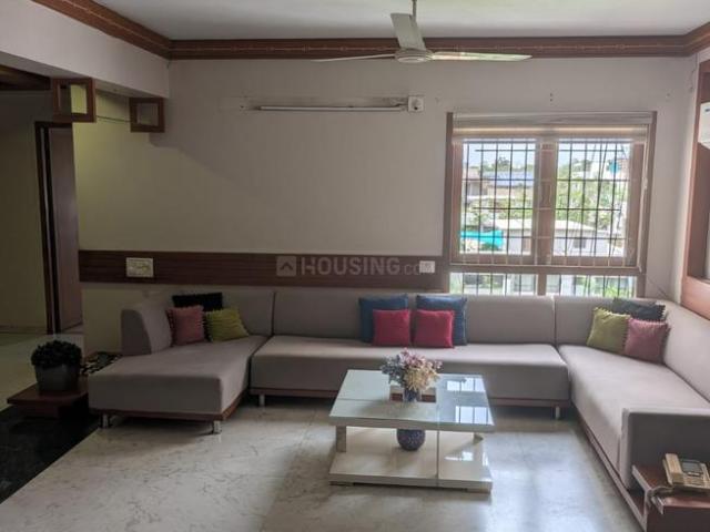 4 BHK Apartment in Bodakdev for resale Ahmedabad. The reference number is 20950439