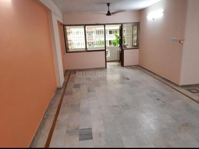 4 BHK Apartment in Bodakdev for resale Ahmedabad. The reference number is 20956835