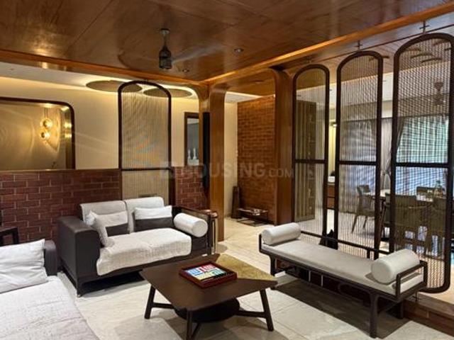 4 BHK Apartment in Bodakdev for resale Ahmedabad. The reference number is 21033559