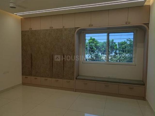 4 BHK Apartment in Bolarum for rent Secunderabad. The reference number is 21253123