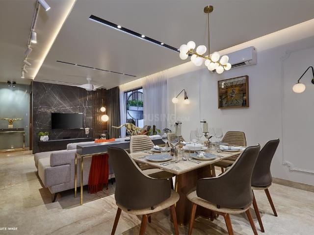 4 BHK Apartment in Bavdhan for resale Pune. The reference number is 21043229
