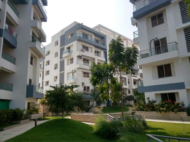 4 BHK Apartment in Bawadiya Kalan for resale Bhopal. The reference number is 21059402