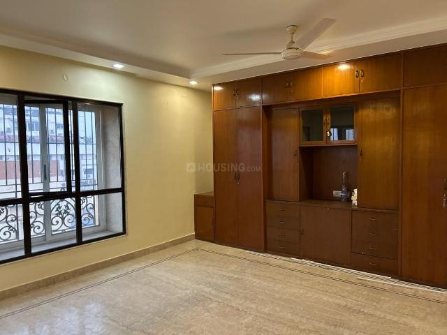 4 BHK Apartment in Ballygunge for rent Kolkata. The reference number is 16588883