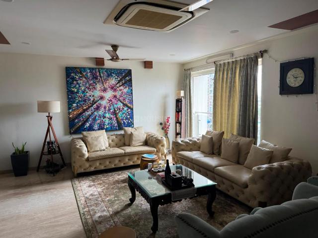 4 BHK Apartment in Ballygunge for rent Kolkata. The reference number is 20633670
