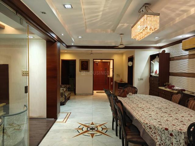 4 BHK Apartment in Ballygunge for rent Kolkata. The reference number is 21069321