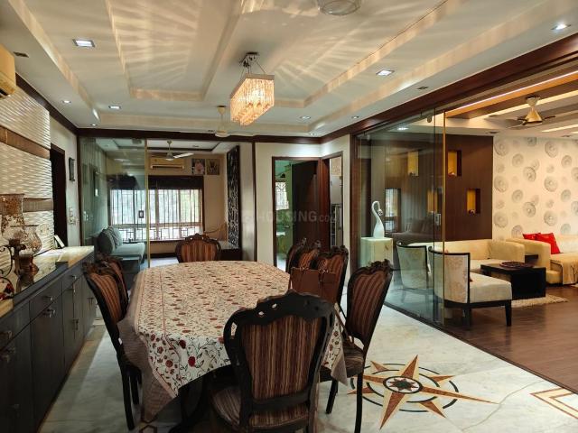 4 BHK Apartment in Ballygunge for rent Kolkata. The reference number is 21118224