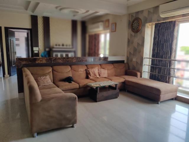 4 BHK Apartment in Ballygunge for resale Kolkata. The reference number is 14818301