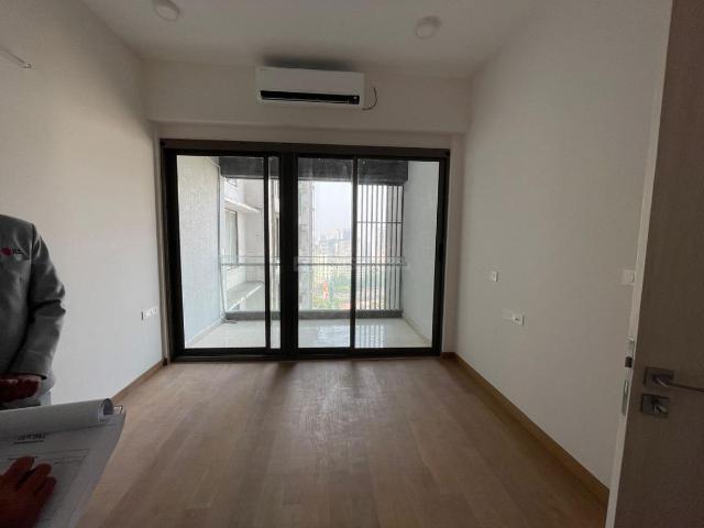 4 BHK Apartment in Bandra East for rent Mumbai. The reference number is 17658323