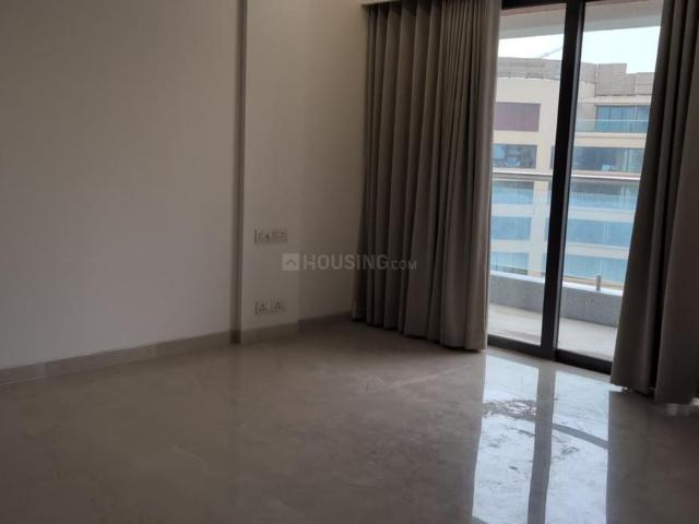 4 BHK Apartment in Bandra East for rent Mumbai. The reference number is 19597405