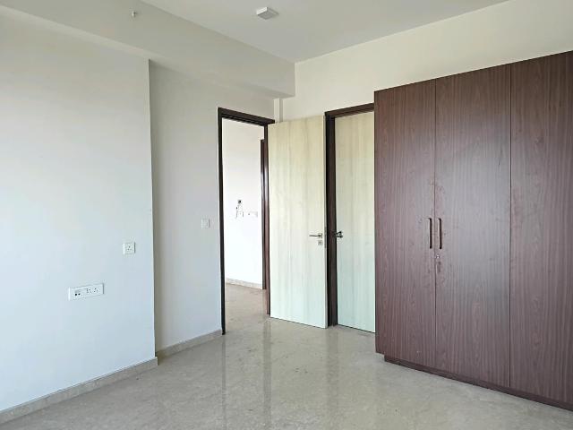 4 BHK Apartment in Bandra East for rent Mumbai. The reference number is 19911832