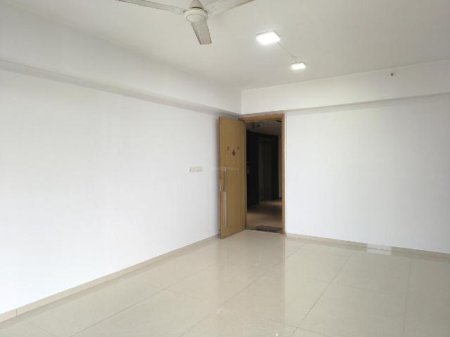4 BHK Apartment in Bandra East for rent Mumbai. The reference number is 20494929