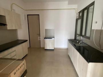 4 BHK Apartment in Bandra East for rent Mumbai. The reference number is 20570672