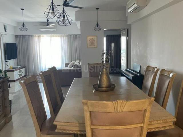 4 BHK Apartment in Bandra East for rent Mumbai. The reference number is 20942338
