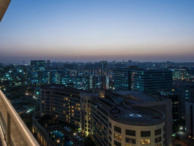 4 BHK Apartment in Bandra East for resale Mumbai. The reference number is 18866664