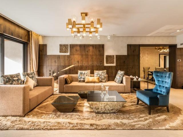 4 BHK Apartment in Bandra East for resale Mumbai. The reference number is 21104634