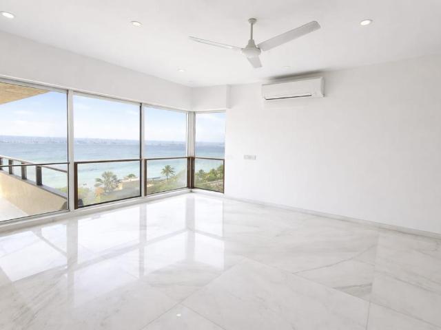4 BHK Apartment in Bandra West for rent Mumbai. The reference number is 20331285