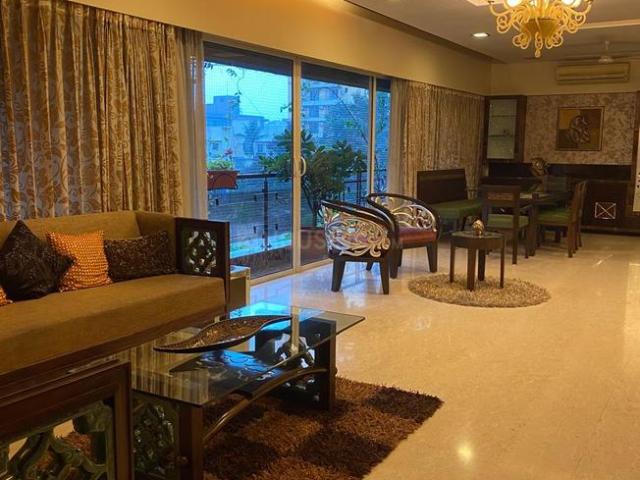 4 BHK Apartment in Bandra West for rent Mumbai. The reference number is 20737645