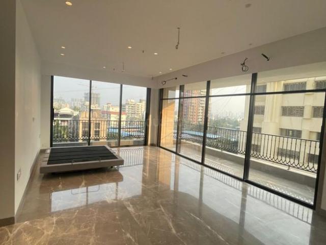 4 BHK Apartment in Bandra West for rent Mumbai. The reference number is 20886862