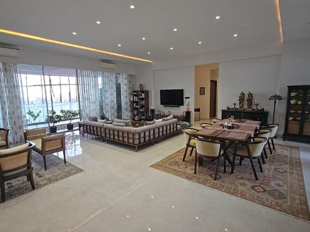 4 BHK Apartment in Bandra West for rent Mumbai. The reference number is 20943670