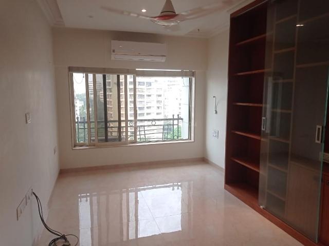 4 BHK Apartment in Bandra West for resale Mumbai. The reference number is 13206873