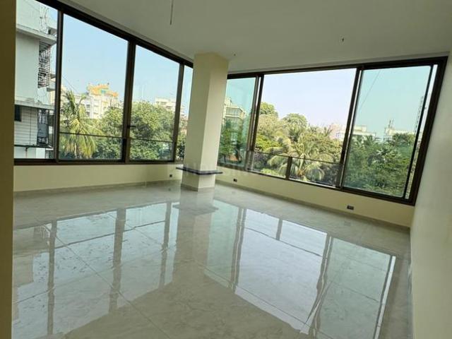 4 BHK Apartment in Bandra West for resale Mumbai. The reference number is 21358475